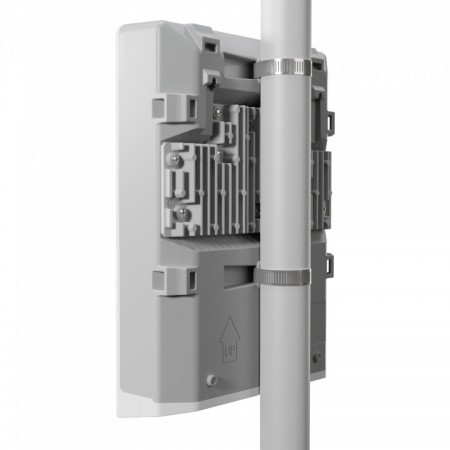 Фото Mikrotik netFiber 9 outdoor switch