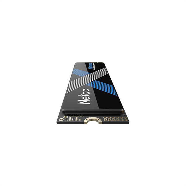 Фото Netac SSD NV7000-Q 2TB PCIe 4 x4 M.2 2280 NVMe 3D NAND, R/W up to 7100/6200MB/s, TBW1280TB with heat spreader, 5y wty
