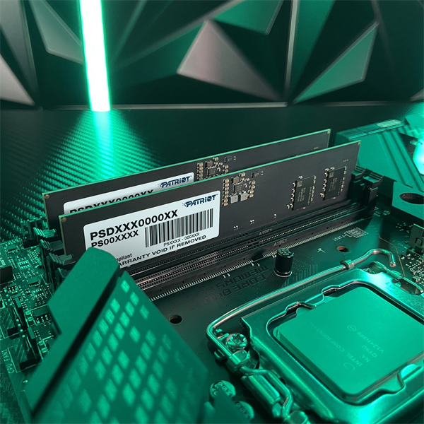 Фото Patriot SL DDR5 DIMM 16GB 4800MHz CL40 1*16GB 40-40-40-77 1.1V