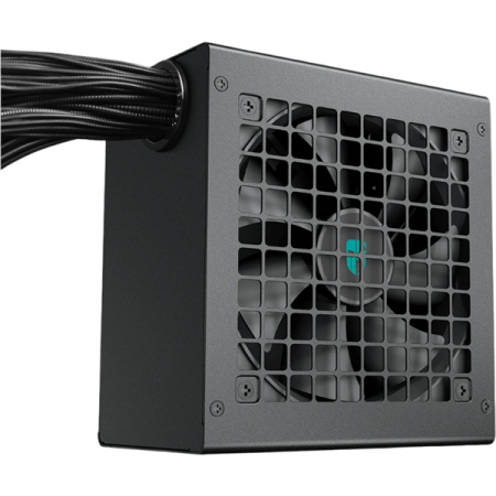 Фото Deepcool GAMERSTORM PN750D (ATX 3.1, 750W, PWM 120mm fan, Active PFC, 80+ GOLD, Gen5 PCIe) RET (R-PN750D-FC0B-WGEU-V2)