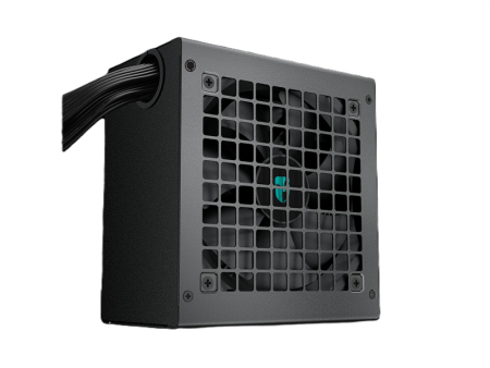 Фото Deepcool GAMERSTORM PK700D (ATX 2.4, 700W, PWM 120mm fan, Active PFC+DC to DC, 80+ BRONZE) RET (R-PK700D-FA0B-WGEU)