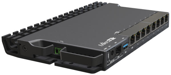 MikroTik RouterBORD 5009UG+S+ with Marvell Armada ARMv8 CPU (4-cores, 1.4GHz per core), 1GB of DDR4 RAM, 1GB NAND storage, 1x 2.5Gbit LAN, 7x 1Gbit LAN, 1xSFP+ port, RouterOS L5, metal desktop case, P