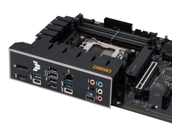 Фото ASUS TUF GAMING B650-PLUS, AM5, B650, 4*DDR5, 4*SATA, 3*M.2, 2*USB 3.2, 4*USB 2.0, Type-C, 3*PCIx16, 2*PCIx1, DP+HDMI, ATX; 90MB1BY0-M0EAY0