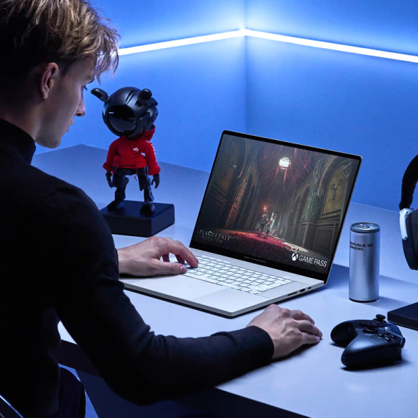 Фото ASUS ROG Zephyrus G16 GU605MZ-QR140W (90NR0IR6-M006K0)