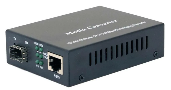 OSNOVO OMC-1000-11X Медиаконвертер Gigabit Ethernet 1xRJ45, 1xSFP. Порты: 1 x GE (10/100/1000Base-T), 1 x GE SFP (1000Base-X). В комплекте: БП DC5V(1A). Размеры (ШхВхГ): 71x26x95мм. Может устанавлива