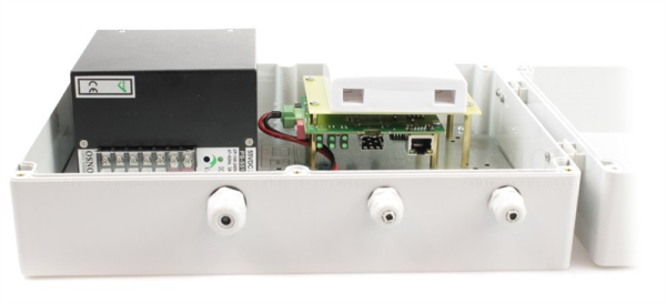 OSNOVO OMC-1000-11BX-W Уличный медиаконвертер Gigabit Ethernet с поддержкой PoE BT до 90W. Порты: 1 x GE (10/100/1000Base-T) с PoE (до 90W), 1 x GE SFP (100/1000Base-X). Соответствует стандартам PoE I