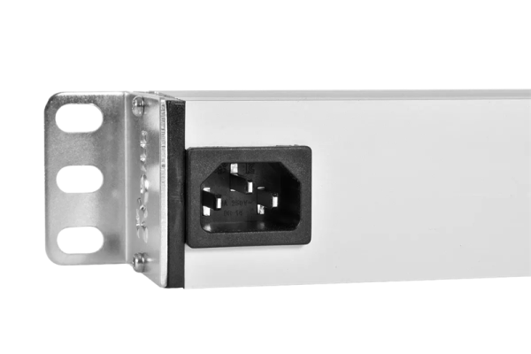 Фото ЦМО Гор блок розеток Rem-10, 1х10A, инд, 9S, 19", вход C14