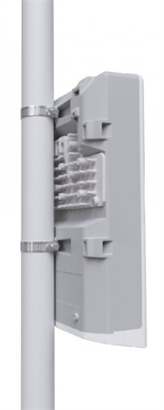 Фото MikroTik netPower 16P with 800MHz CPU, 256MB RAM, 16x Gigabit LAN with PoE-out, 2xSFP+ cages, RouterOS L5 or SwitchOS (dual boot), outdoor enclosure, mounting kit (power supply NOT included)