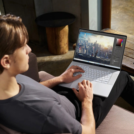 Фото ASUS ROG Zephyrus G16 GU605CP-QR069 (90NR0MM2-M003L0)