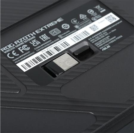 Фото ASUS M702 ROG AZOTH EXTREME, 2.4GHz RF, Bluetooth 5.1, 75%, PBT, RGB Lighting, Black